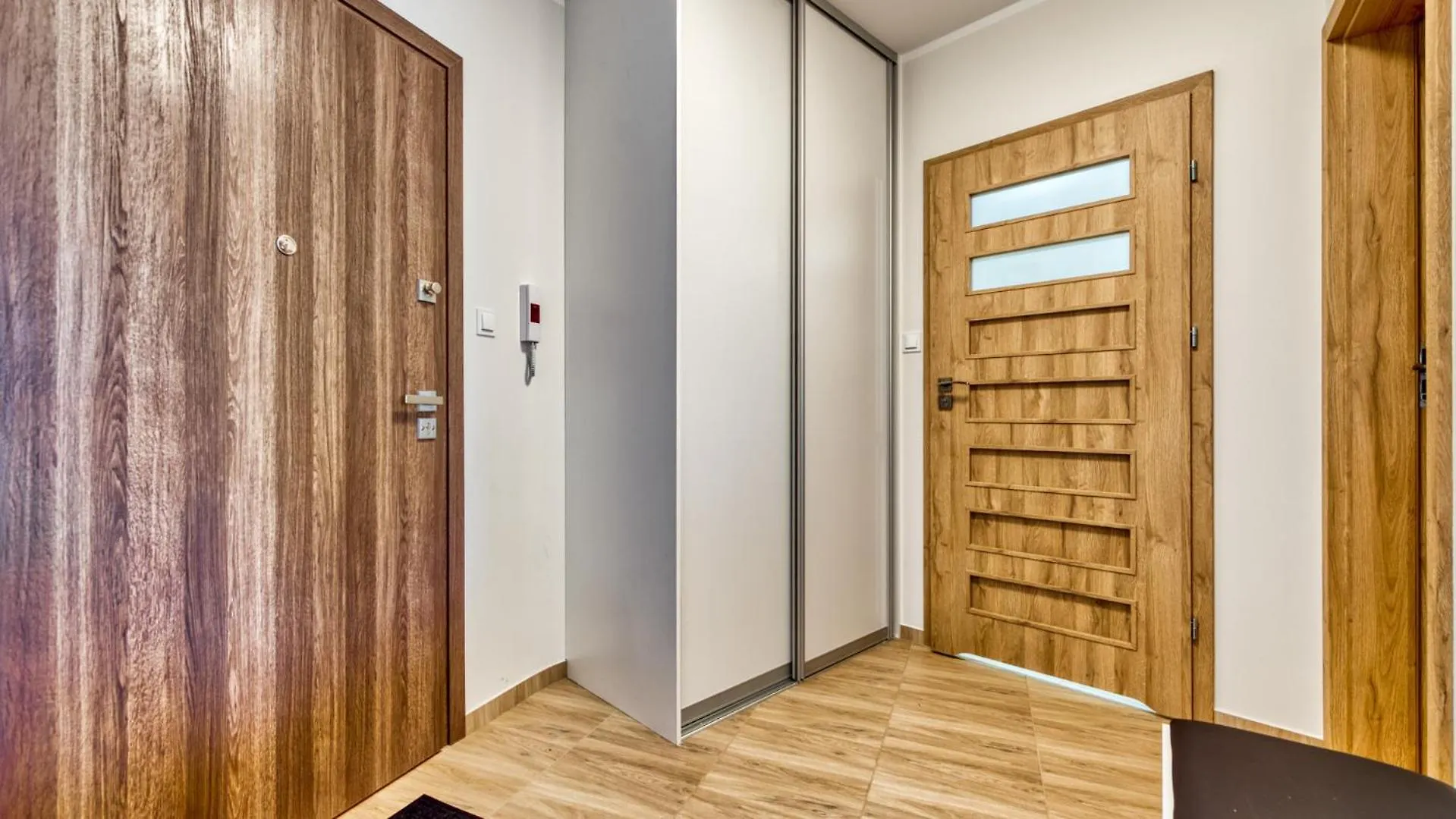 Apartamenty Z Basenem I Saunami Stone Hill Resort II Vip Centrum By Royal Aparts Szklarska Poreba 0*,  Poland